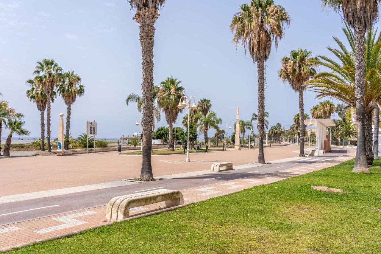 Lujo Frente Al Mar. Luxury On The Beachfront. Motril Ngoại thất bức ảnh